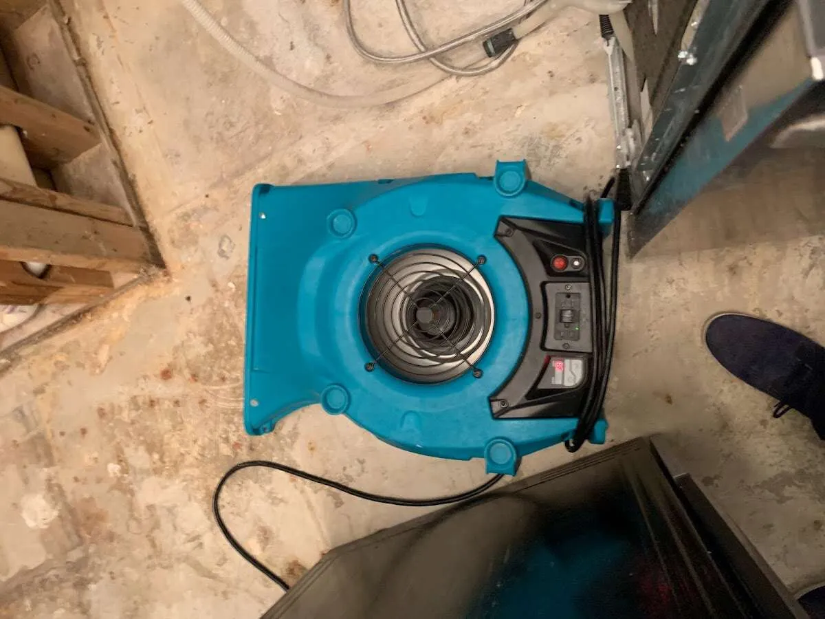 Air mover drying equipment for Mold Remediation & Removal in North Richland Hills
